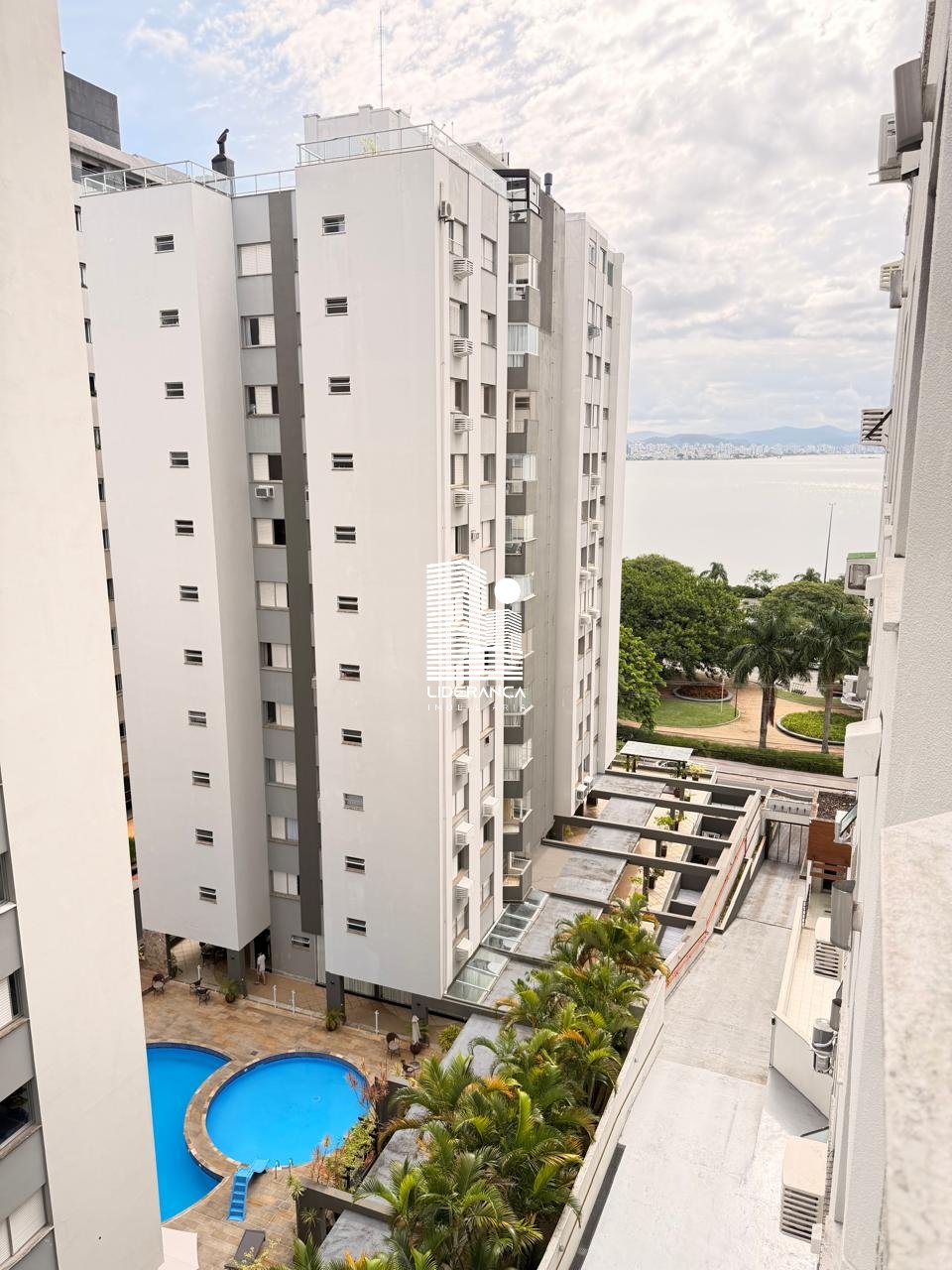 Imagem da propriedade LC774 21