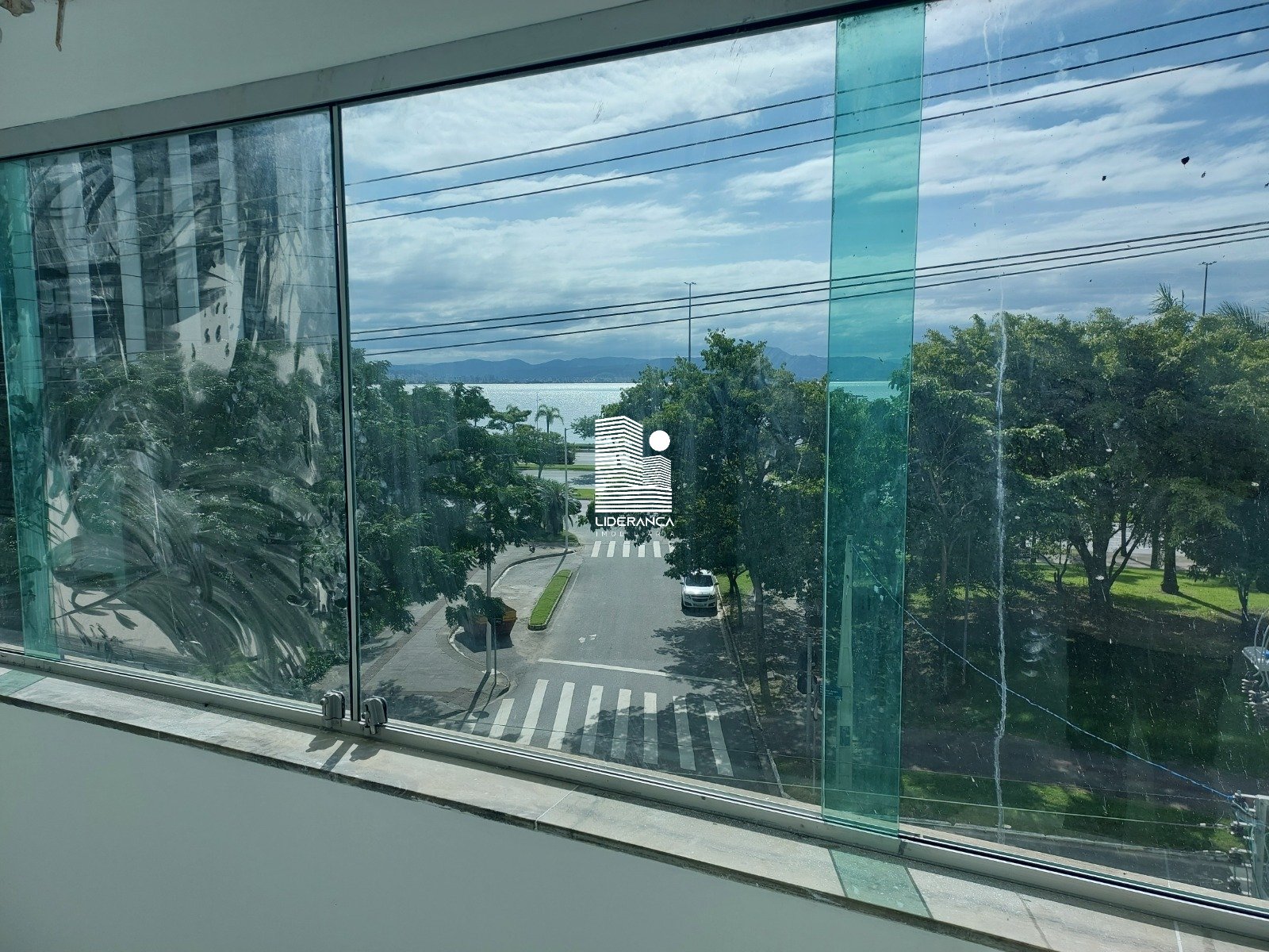 Imagem da propriedade A32321 8