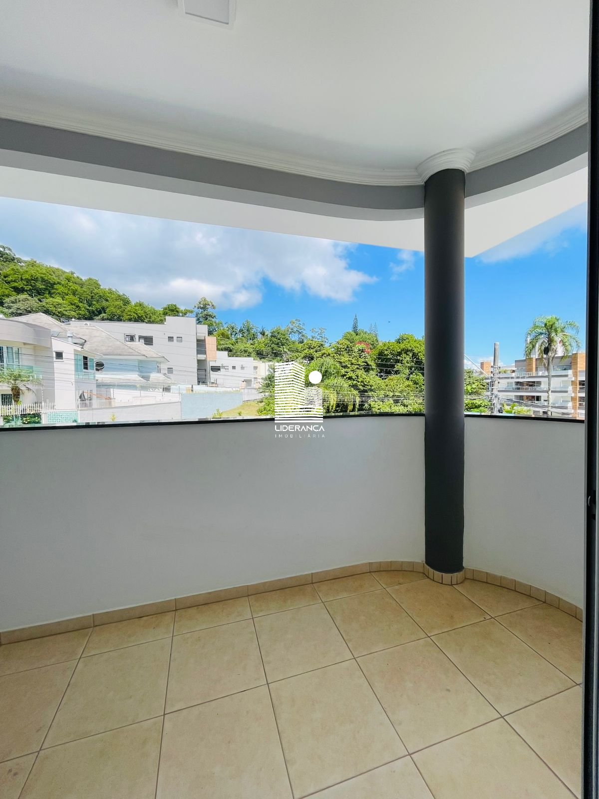 Imagem da propriedade C1027 36