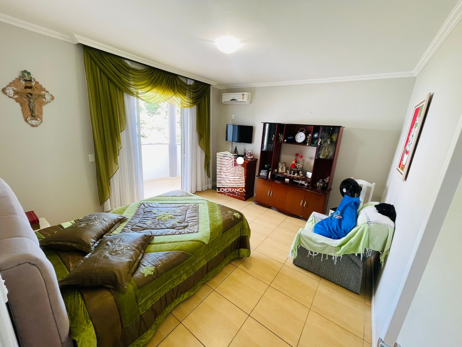 Imagem da propriedade C1027 17