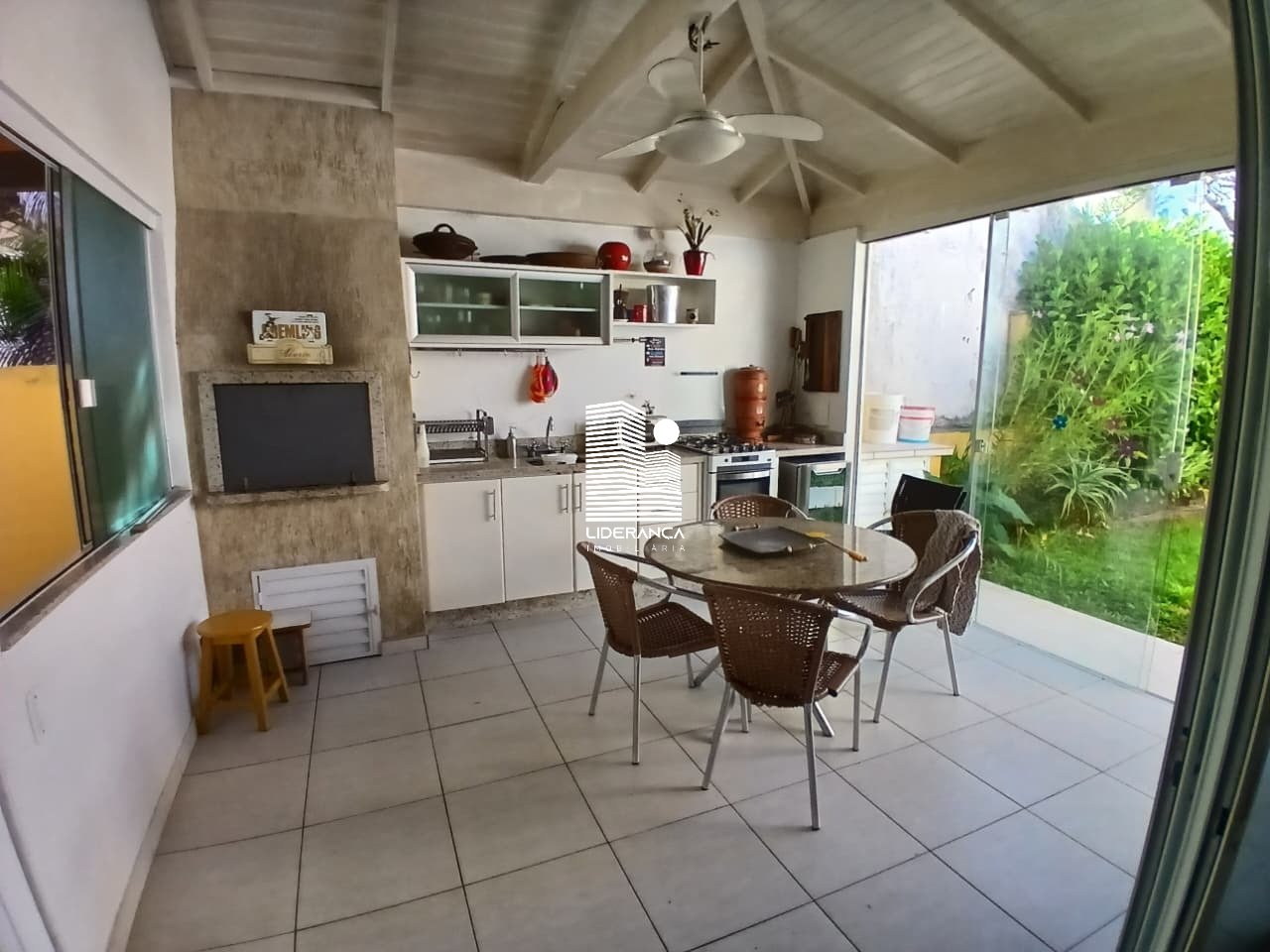 Imagem da propriedade LC788 32