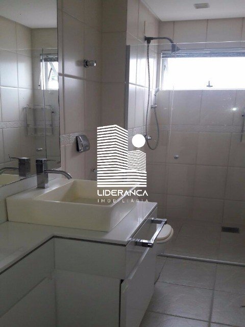 Imagem da propriedade A32324 20