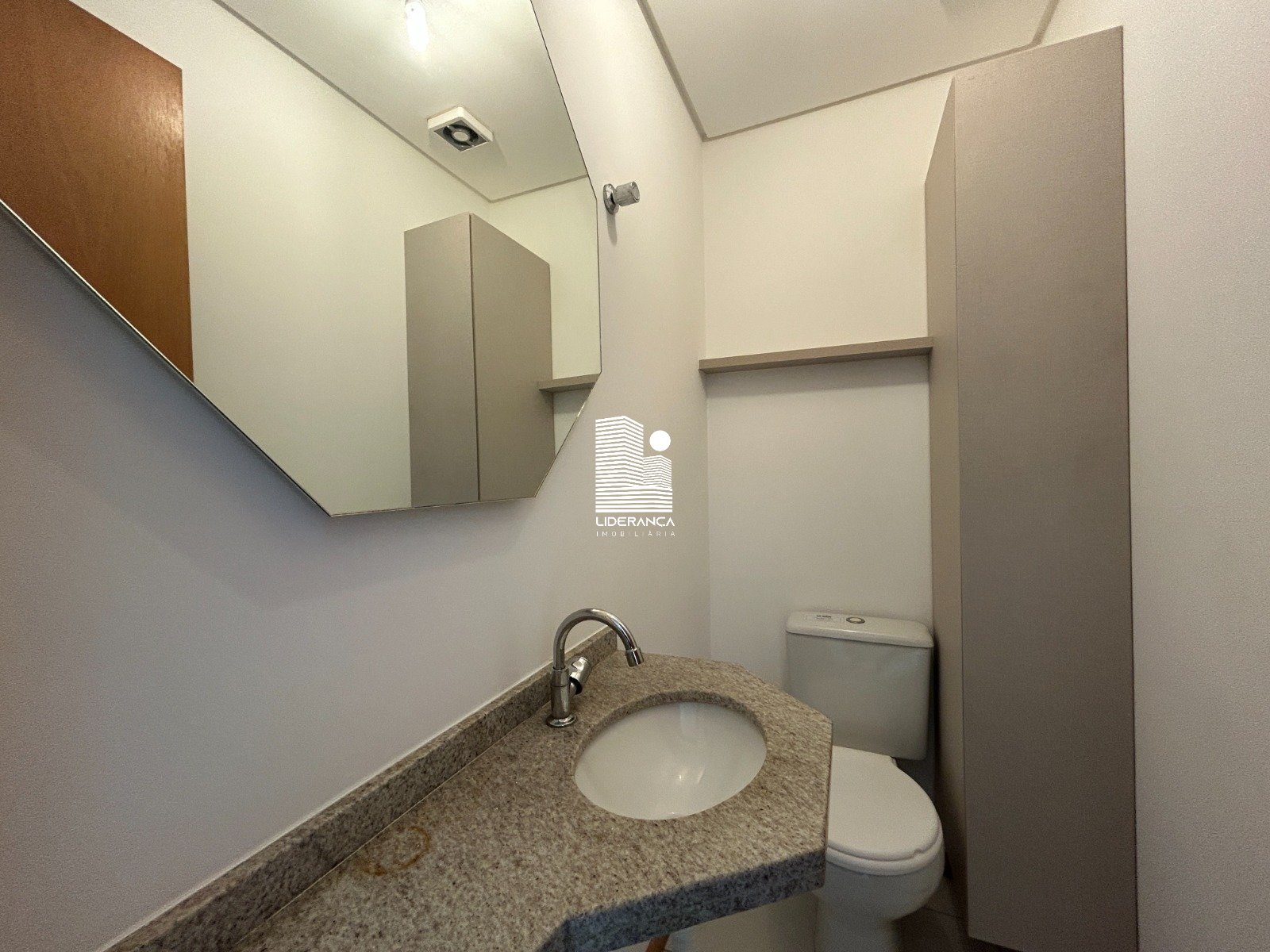 Imagem da propriedade LC789 9