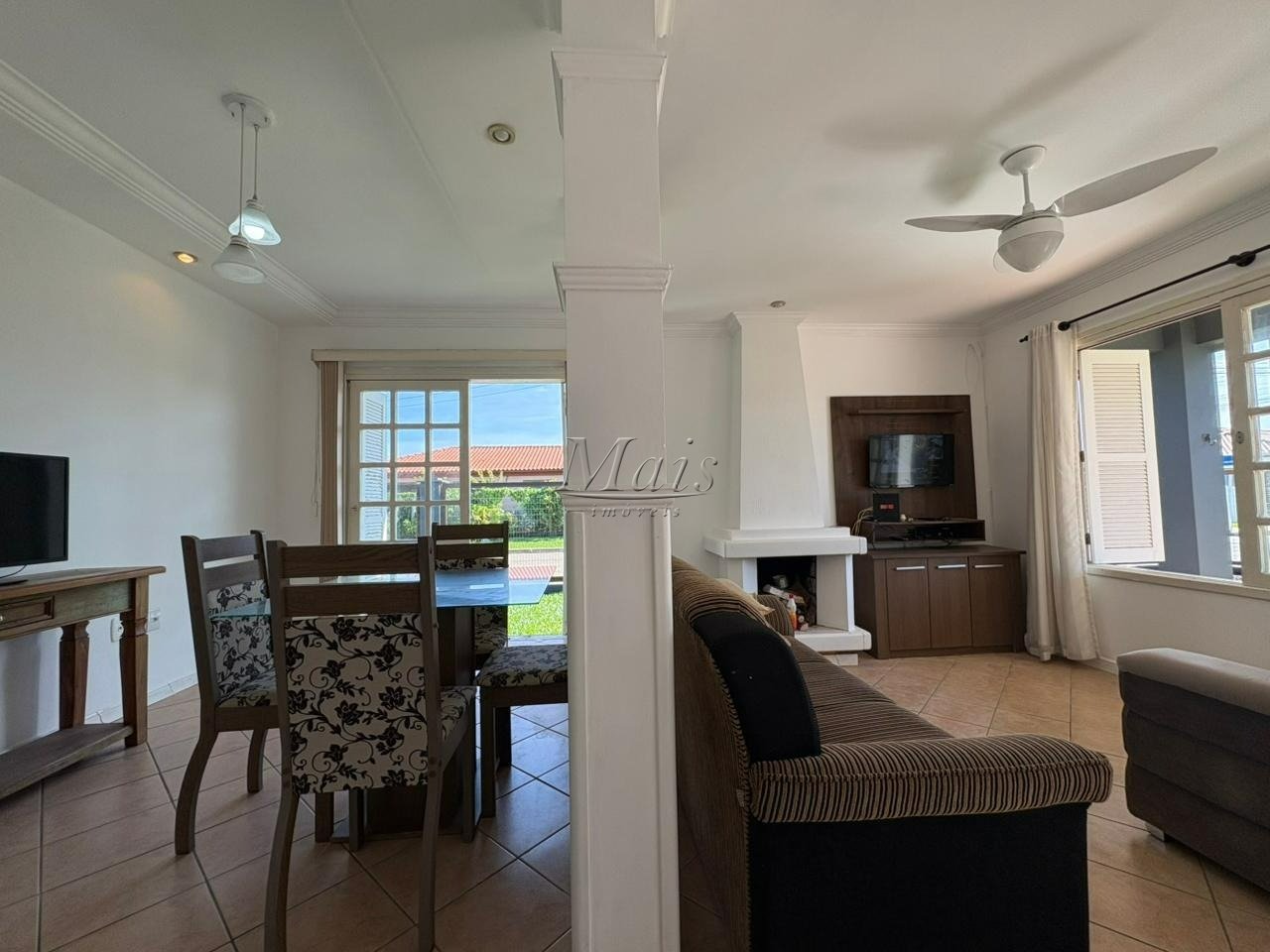 Casa com 170m² e 3 dormitórios, bairro Centro em Xangri-Lá
