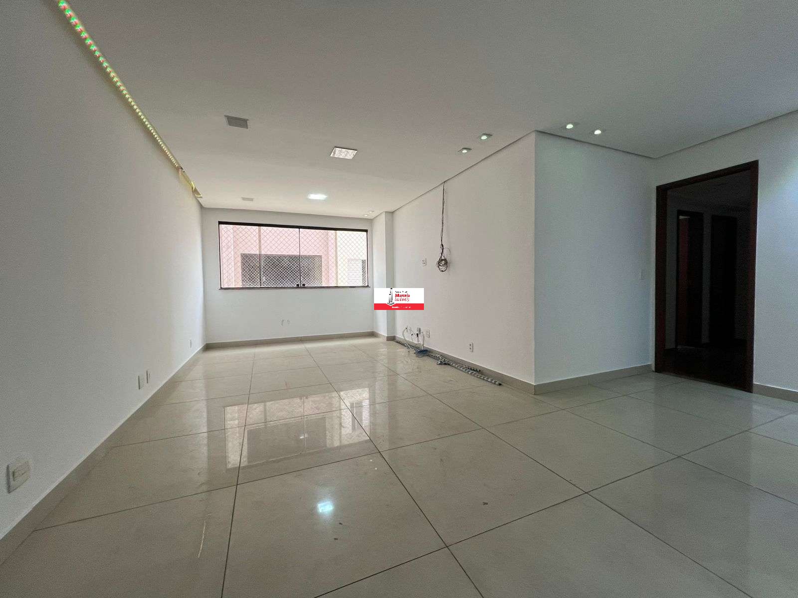 Imagem da propriedade MC4176 4