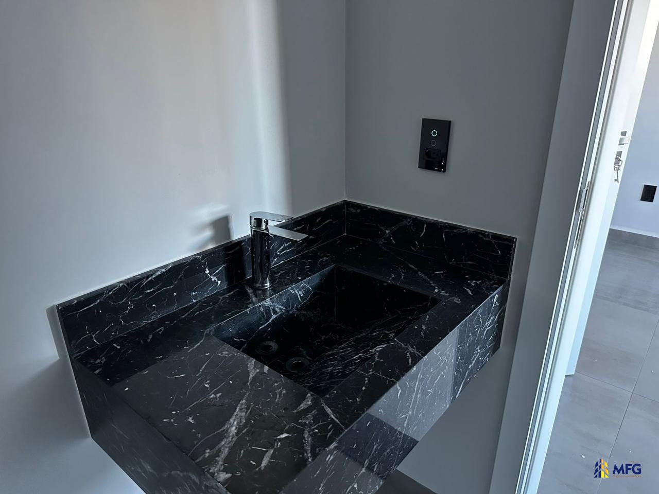 Imagem da propriedade 28042 8