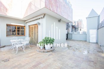 Cobertura com 277m² e 4 dormitórios, 1 suíte, 2 vagas no bairro Rio Branco em Porto Alegre para Comprar