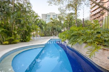 Apartamento com 257m² e 3 dormitórios, 2 suítes, 4 vagas no bairro Bela Vista em Porto Alegre para Comprar