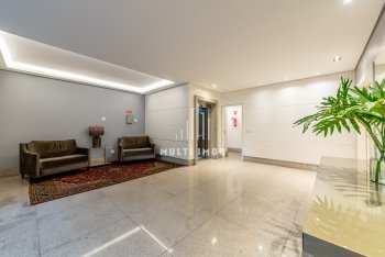 Apartamento com 257m² e 3 dormitórios, 2 suítes, 4 vagas no bairro Bela Vista em Porto Alegre para Comprar