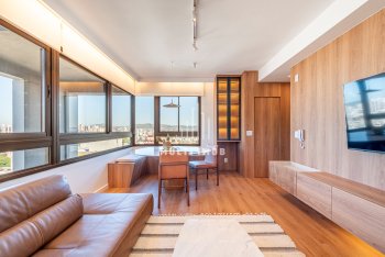 Apartamento com 74m² e 2 dormitórios, 2 suítes, 1 vaga no bairro Santa Cecília em Porto Alegre para Comprar