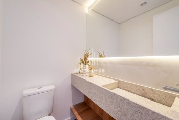 Apartamento com 74m² e 2 dormitórios, 2 suítes, 1 vaga no bairro Santa Cecília em Porto Alegre para Comprar