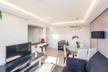 Apartamento com 79m² e 2 dormitórios, 1 suíte, 2 vagas no bairro Higienópolis em Porto Alegre para Comprar