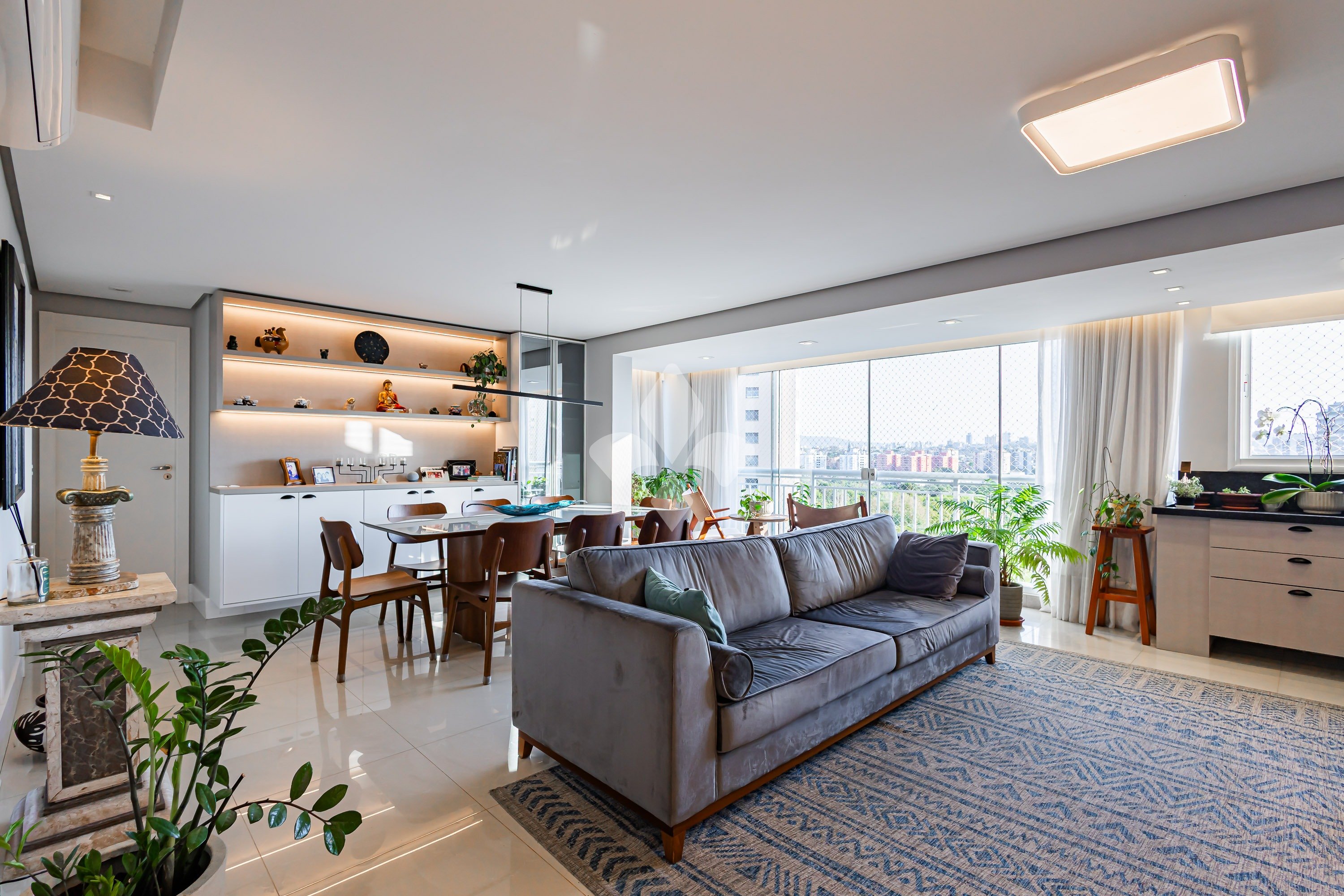 Apartamento com 148m², 3 dormitórios, 3 suítes, 3 vagas no bairro Jardim Europa em Porto Alegre para Comprar