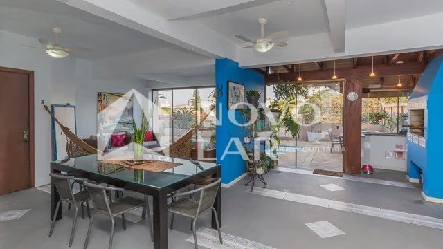 Casa em Condomínio em Porto Alegre