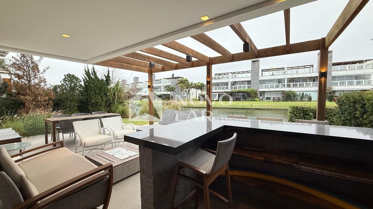 Apartamento em XANGRI LÁ
