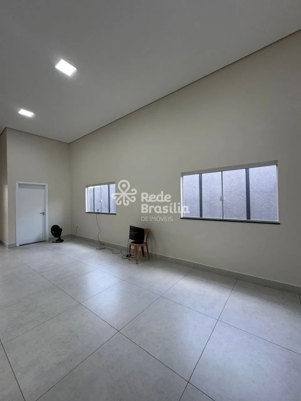 Imagem da propriedade PD4058 4