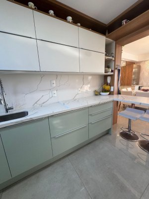 Apartamento com 188m², 3 dormitórios, 3 suítes, 2 vagas, Condomínio Rossi  Atlântida em Xangri-Lá