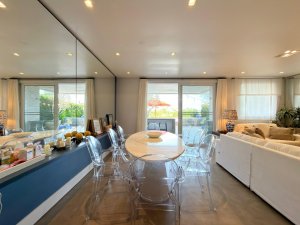 Casa em Condomínio com 230m², 4 dormitórios, 4 suítes, 2 vagas, Condomínio Rossi  Atlântida em Xangri-Lá