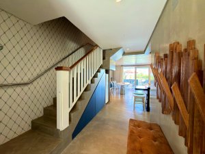Casa em Condomínio com 230m², 4 dormitórios, 4 suítes, 2 vagas, Condomínio Rossi  Atlântida em Xangri-Lá