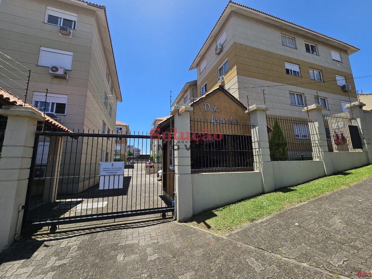 Apartamento Semi Mobiliado à Venda no Condomínio Dom Leonelo - Bairro Nossa Senhora das Graças