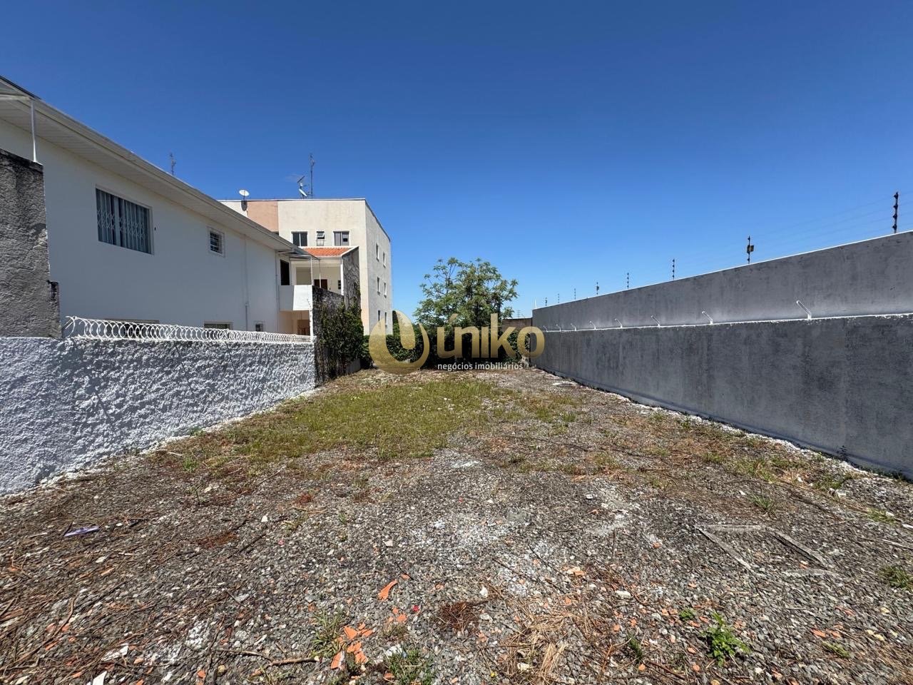 Terreno comercial na Avenida das Torres