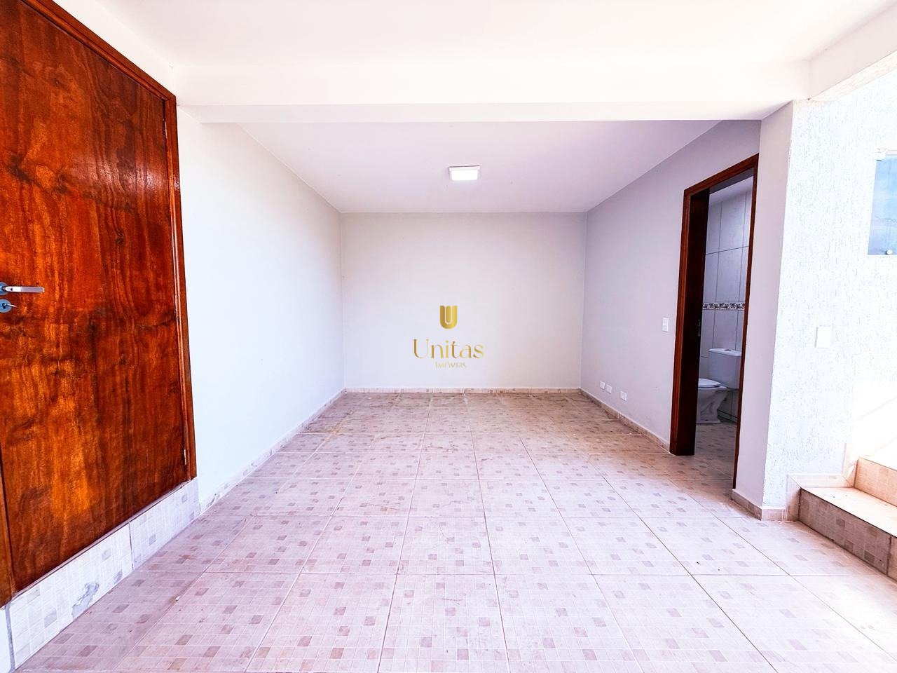 Imagem da propriedade UNI218 22